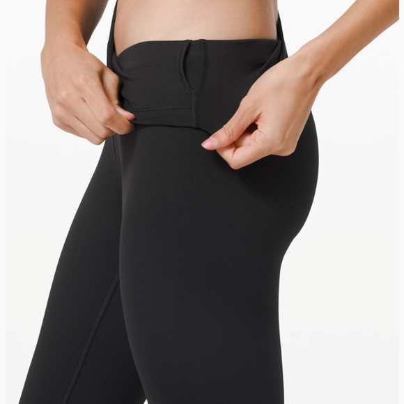 Wunder Under Lululemon Athletica 21" Luxtreme - Picture 5 of 5